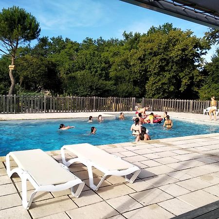 モンフランカン Le Vignalヴィラ エクステリア 写真